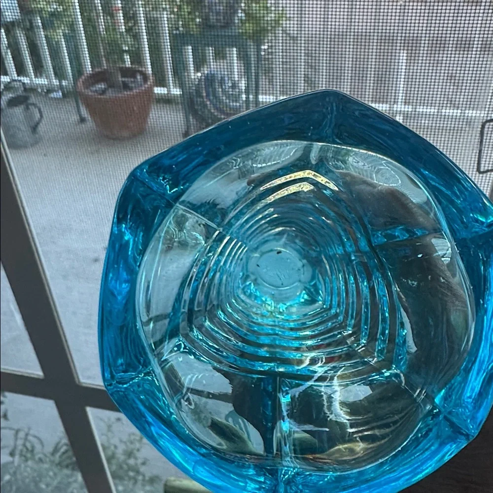 Vintage Beautiful Depression Blue Glass Vase